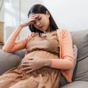 چه میوه‌هایی برای کم‌خونی در بارداری مفید است؟